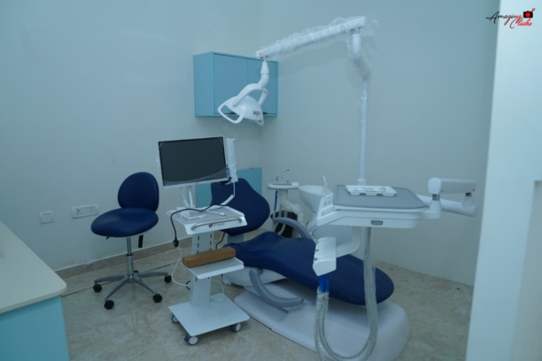 Lahoti's Dental